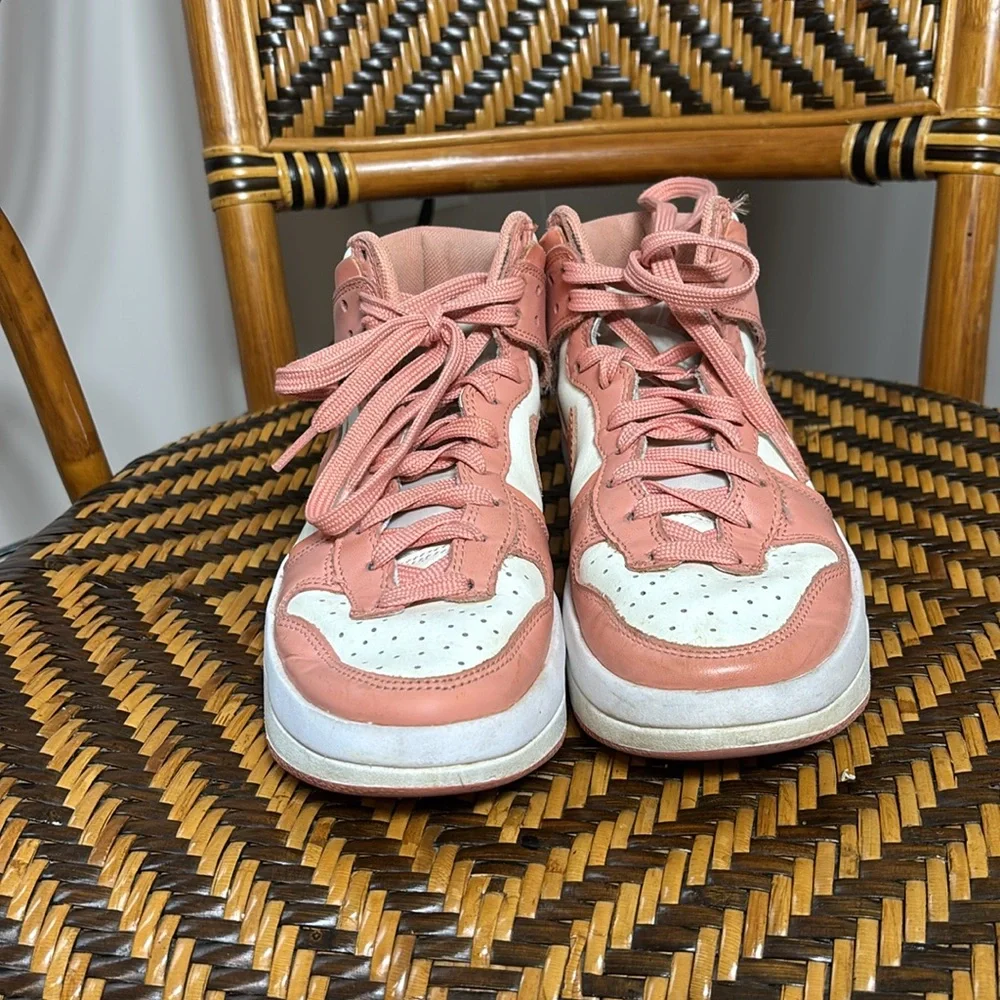 Nike Dunk High Up ‘Crimson Bliss’ DH3718-107